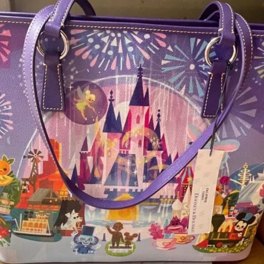 DOONEY AND BOURKE JOEY CHOU CASTLE TOTE NWT  RETIRED RARE